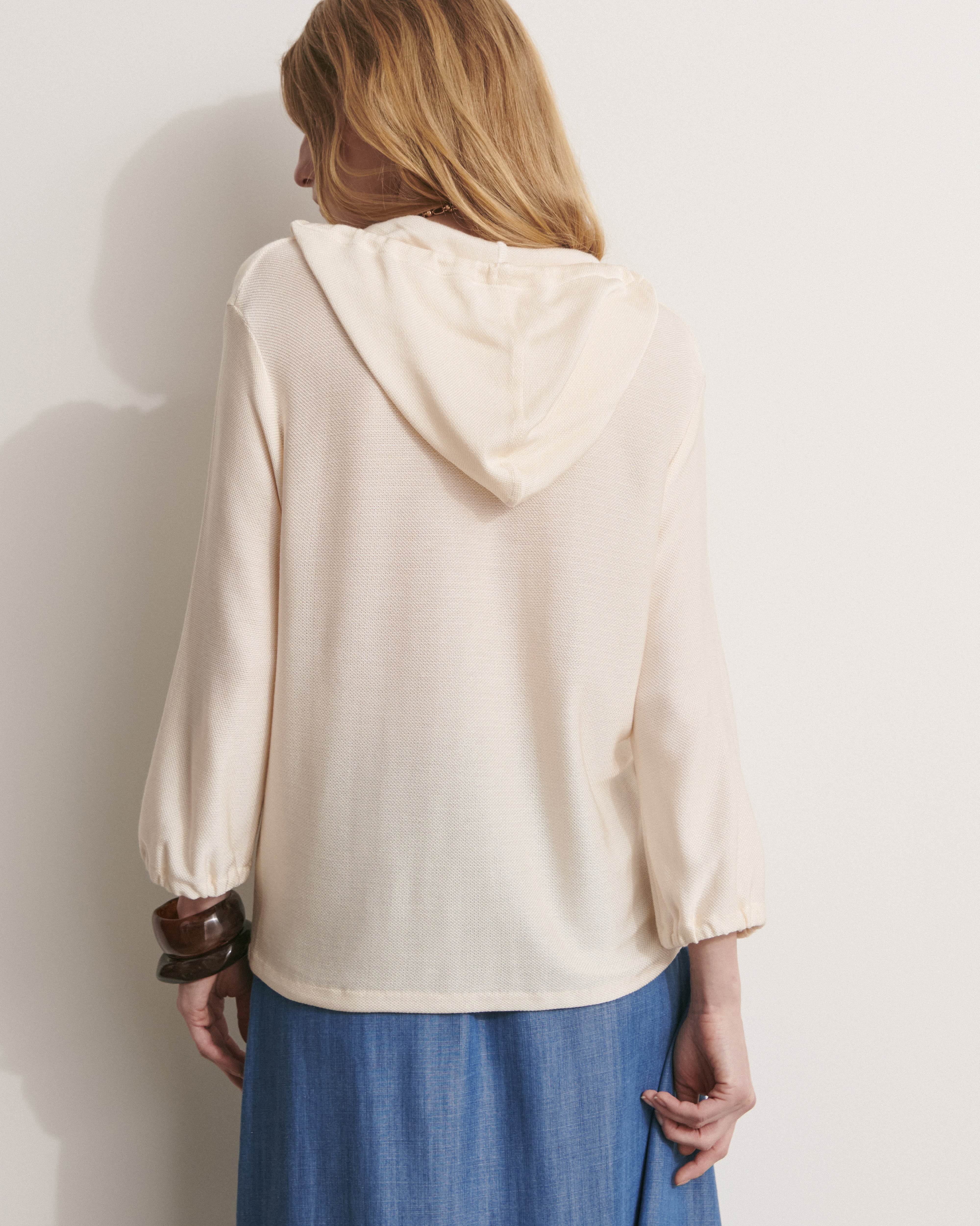 pull à capuche en viscose beige