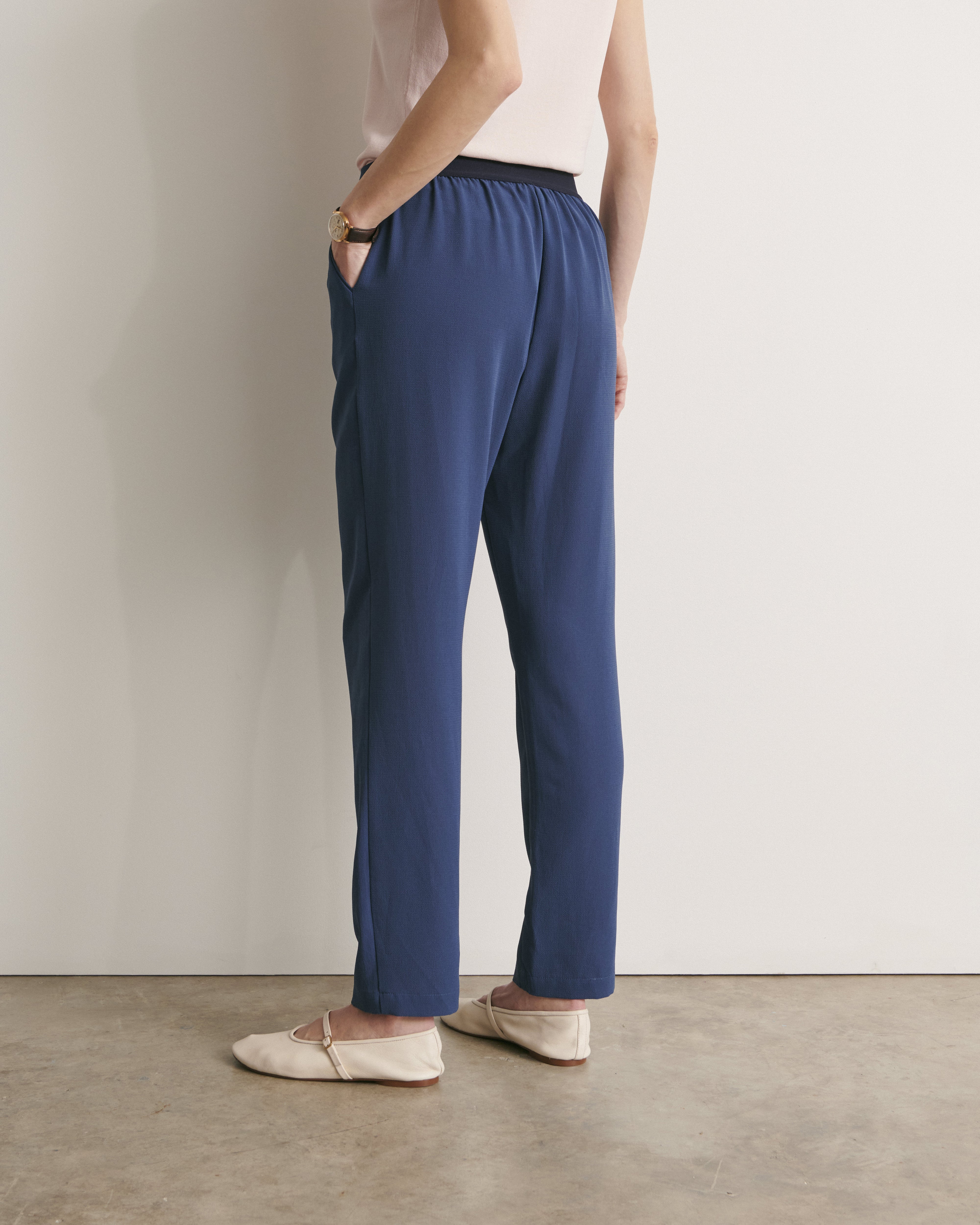 pantalon fluide en crêpe bleu encre