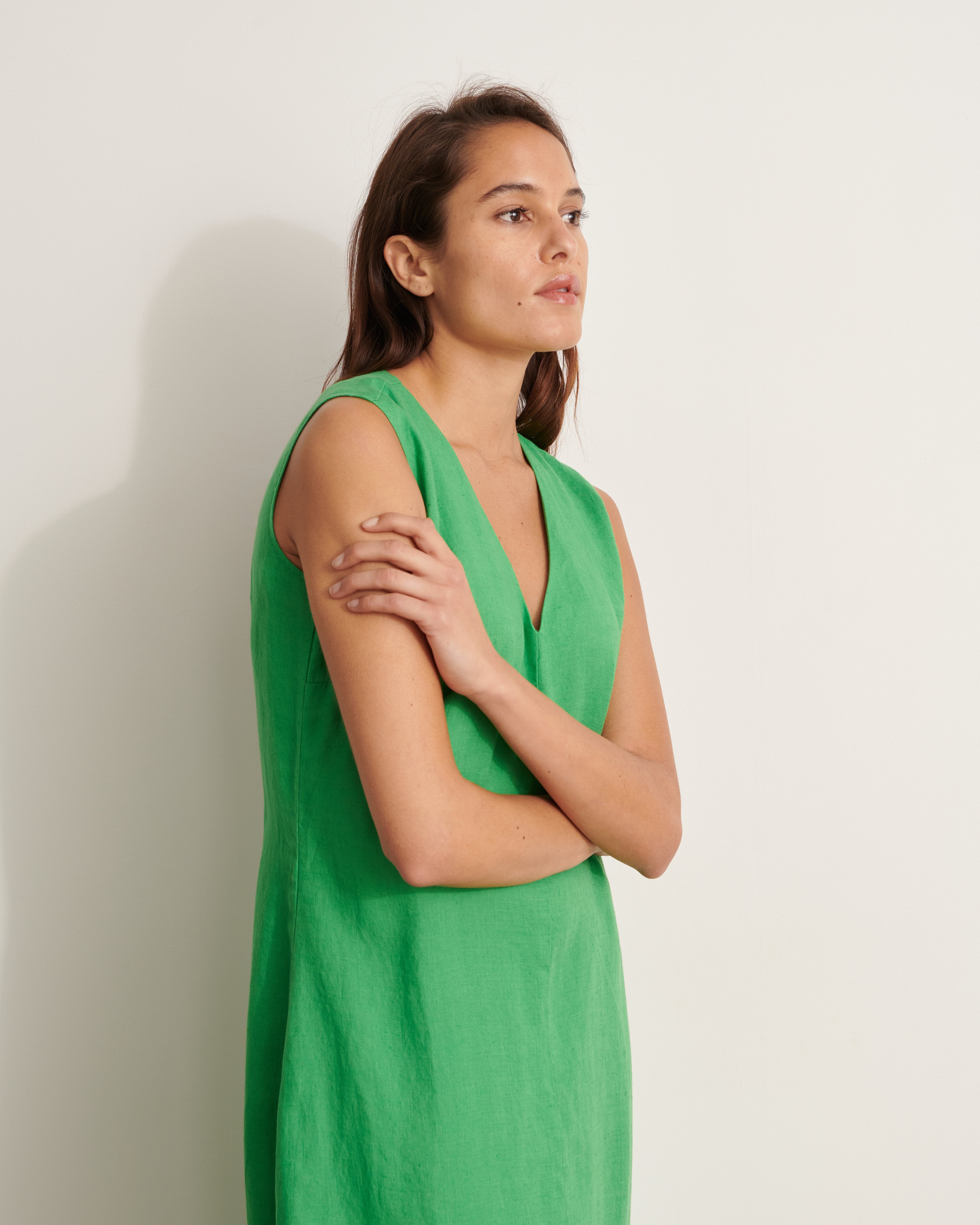 robe longue en lin lavé sans manches verte