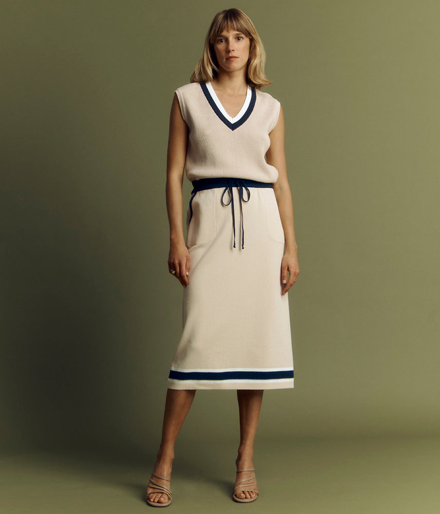 Discover our collection of dresses and skirts for women Devernois